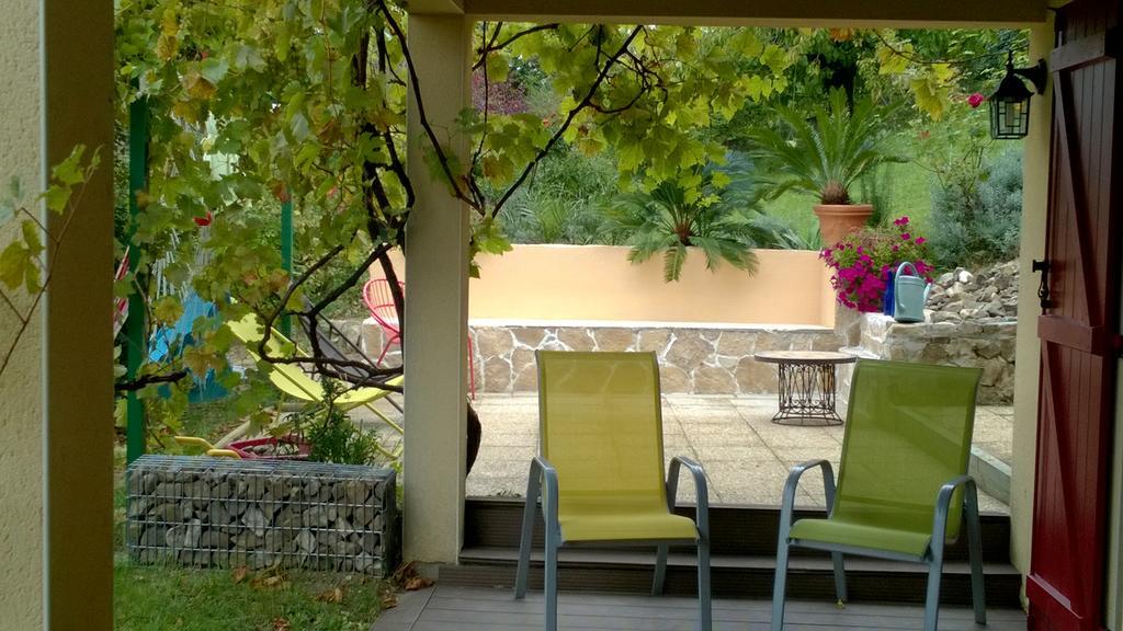 Вілла Le Balcon Dallet Екстер'єр фото